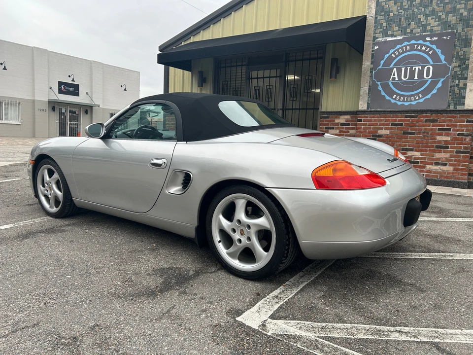 2001 Porsche 986 Boxster - Image 4 of 31