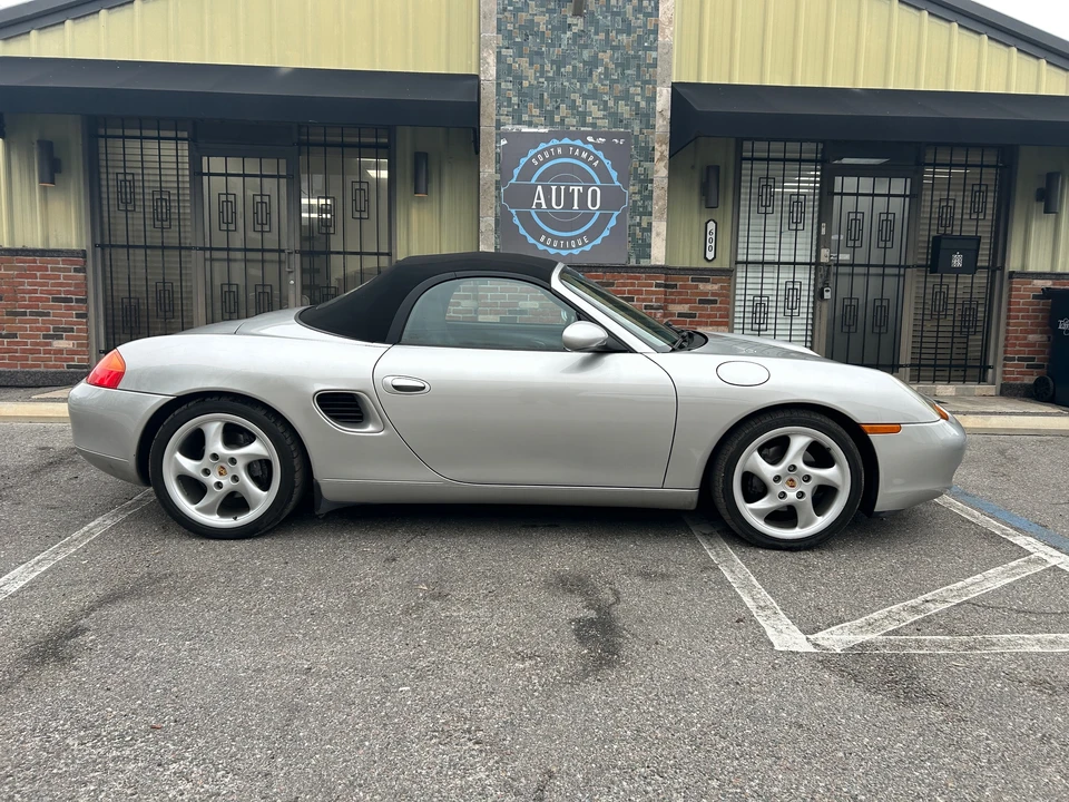 2001 Porsche 986 Boxster - Image 9 of 31