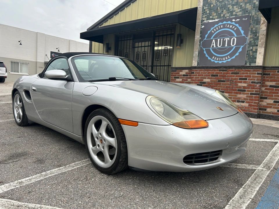 2001 Porsche 986 Boxster - Image 11 of 31
