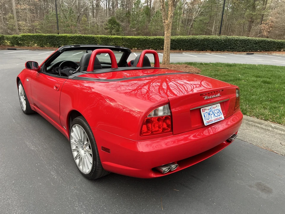 2002 Maserati Spyder - Image 26 of 31