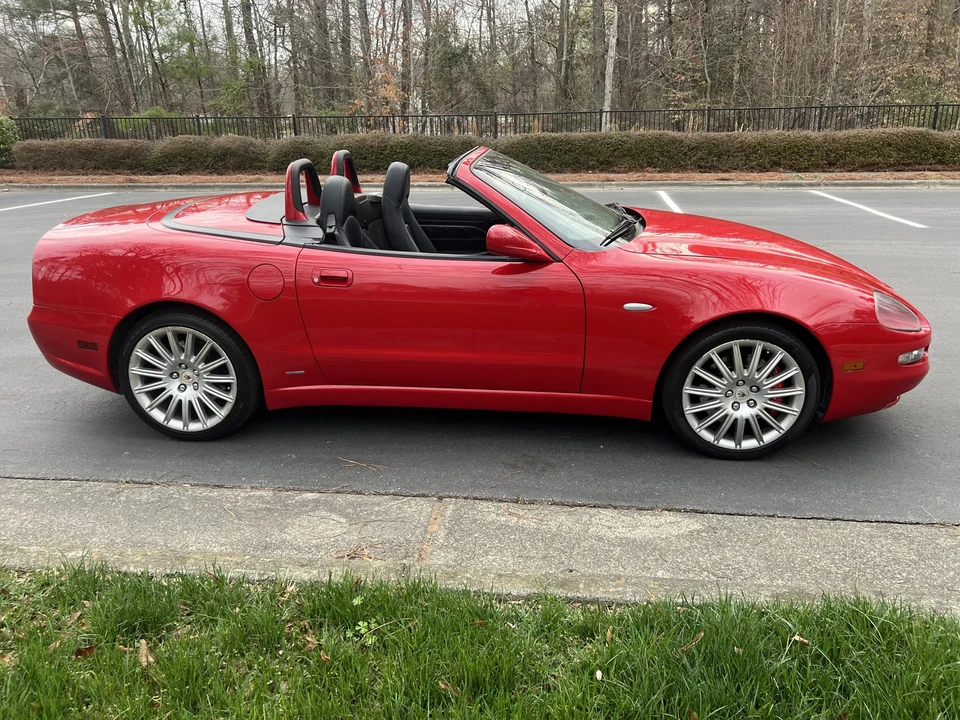 2002 Maserati Spyder - Image 16 of 31