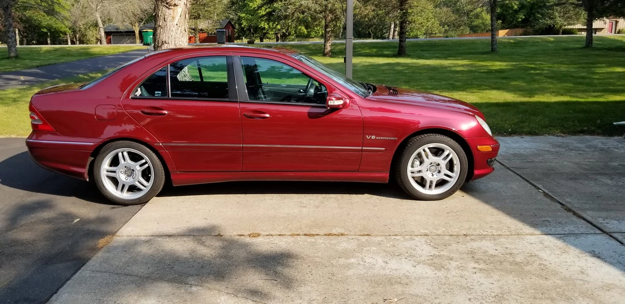 2002 Mercedes-Benz W203 C 30 CDI & C 32 AMG - Image 10 of 31
