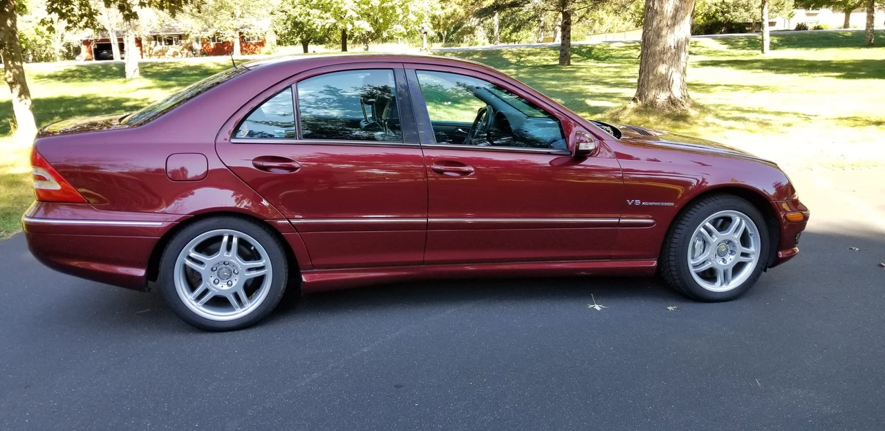 2002 Mercedes-Benz W203 C 30 CDI & C 32 AMG - Image 9 of 31