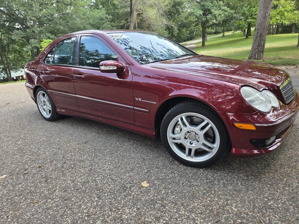 2002 Mercedes-Benz W203 C 30 CDI & C 32 AMG - Image 7 of 31
