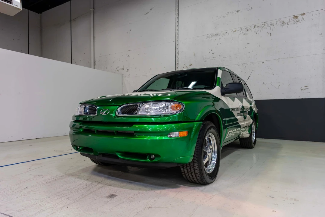 2002 Oldsmobile Bravada - Image 14 of 31
