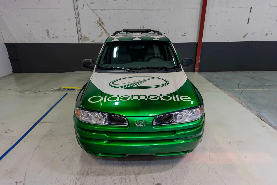 2002 Oldsmobile Bravada - Image 11 of 31
