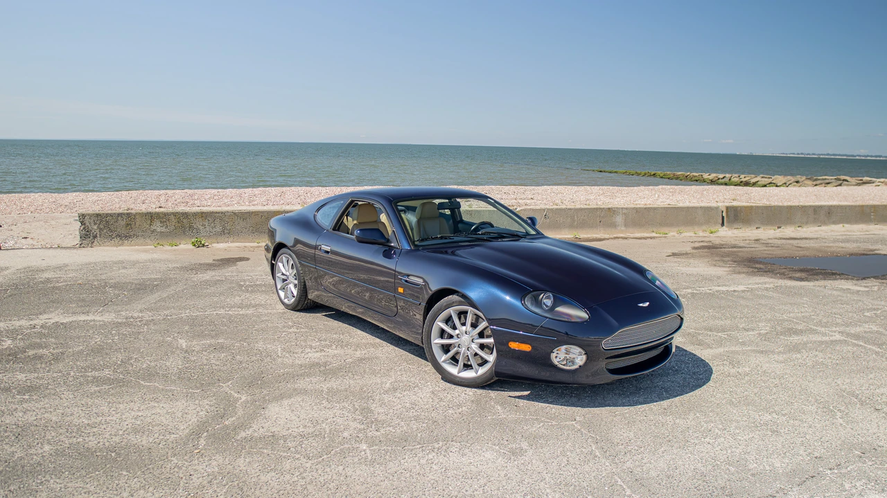 2001 Aston Martin DB7 Vantage - Image 19 of 31