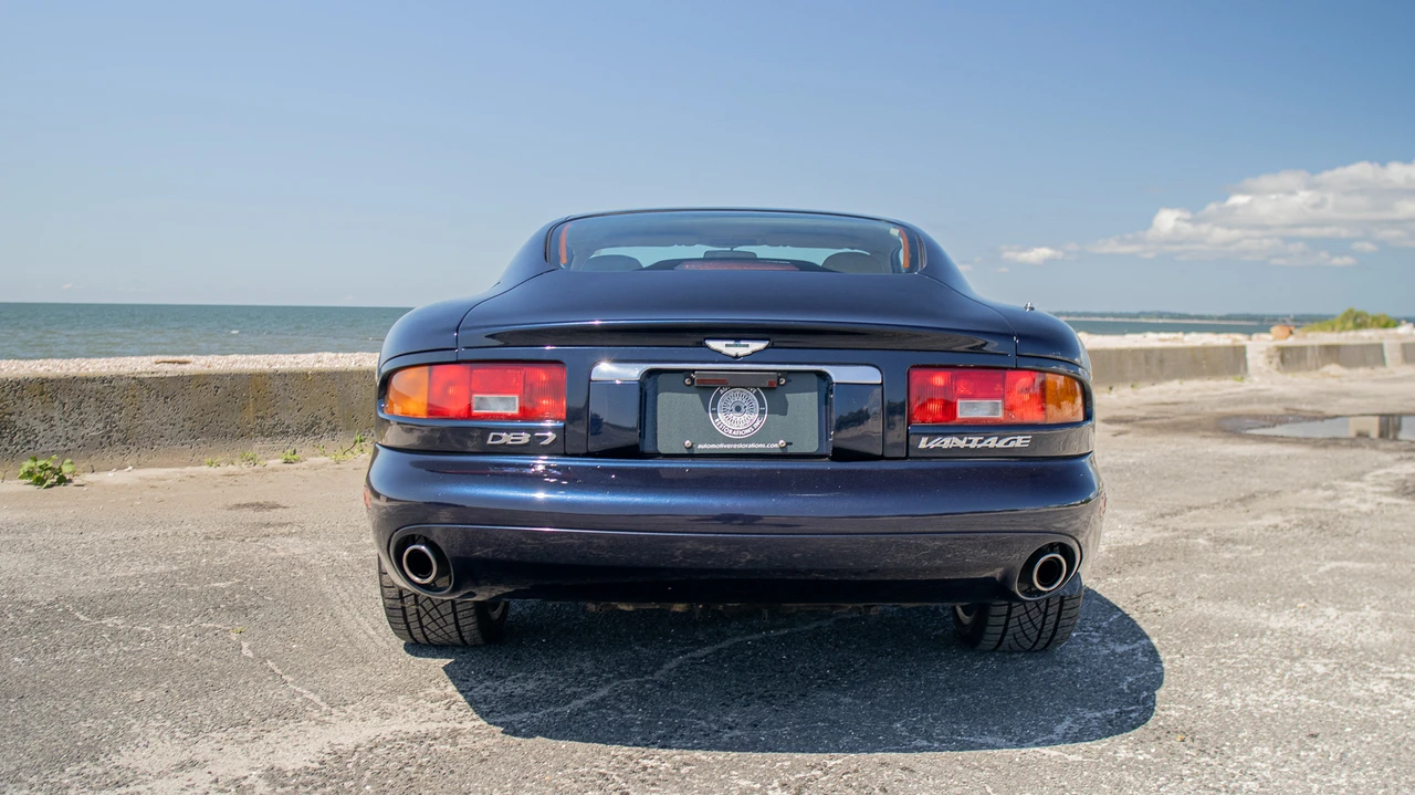 2001 Aston Martin DB7 Vantage - Image 25 of 31