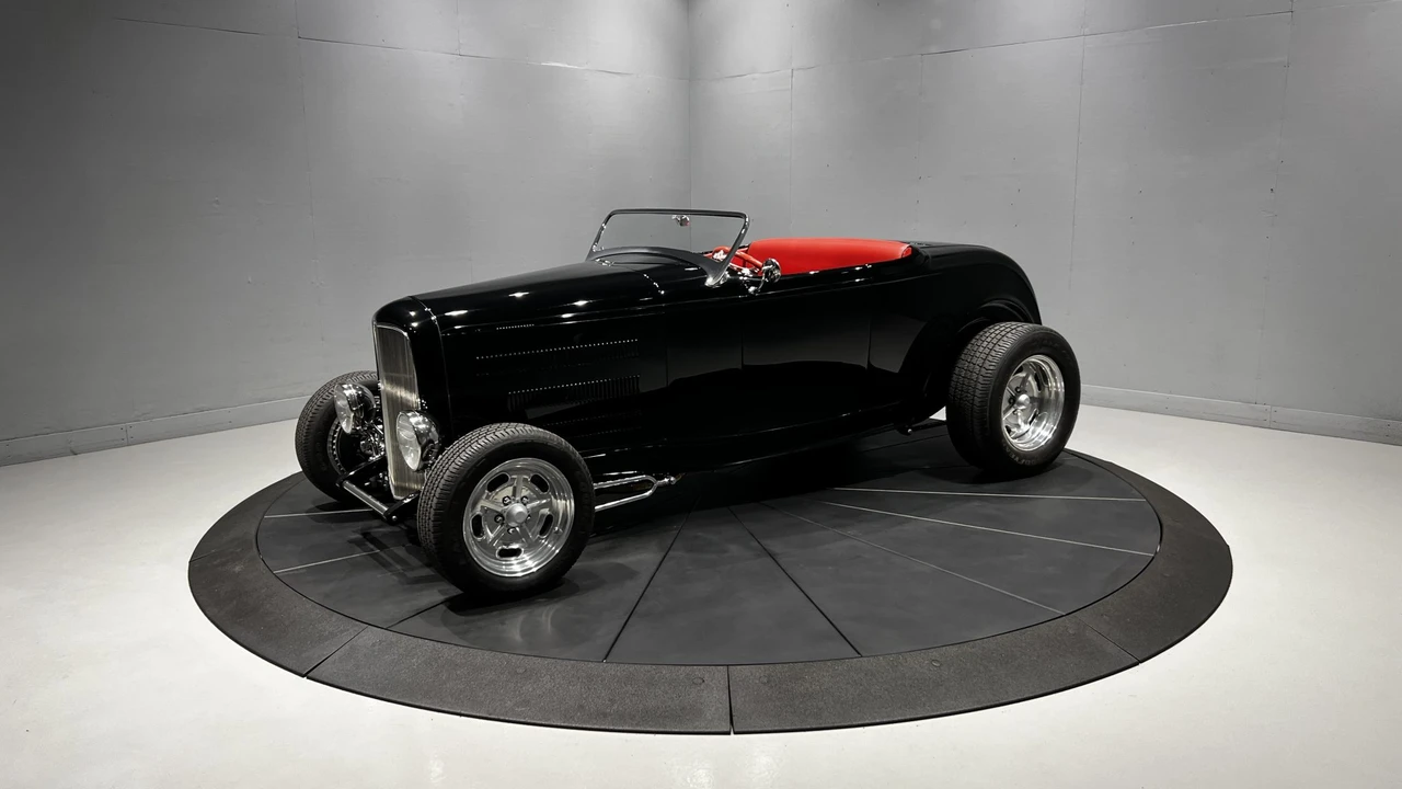 Ford Model 18 & 40 - Image 2 of 31