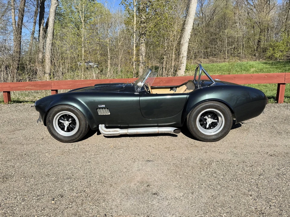 Shelby Cobra Replica - Image 4 of 31
