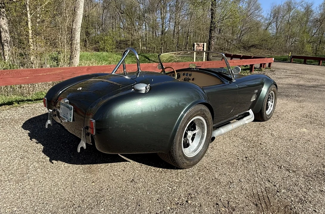 Shelby Cobra Replica - Image 7 of 31