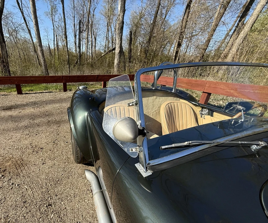 Shelby Cobra Replica - Image 14 of 31