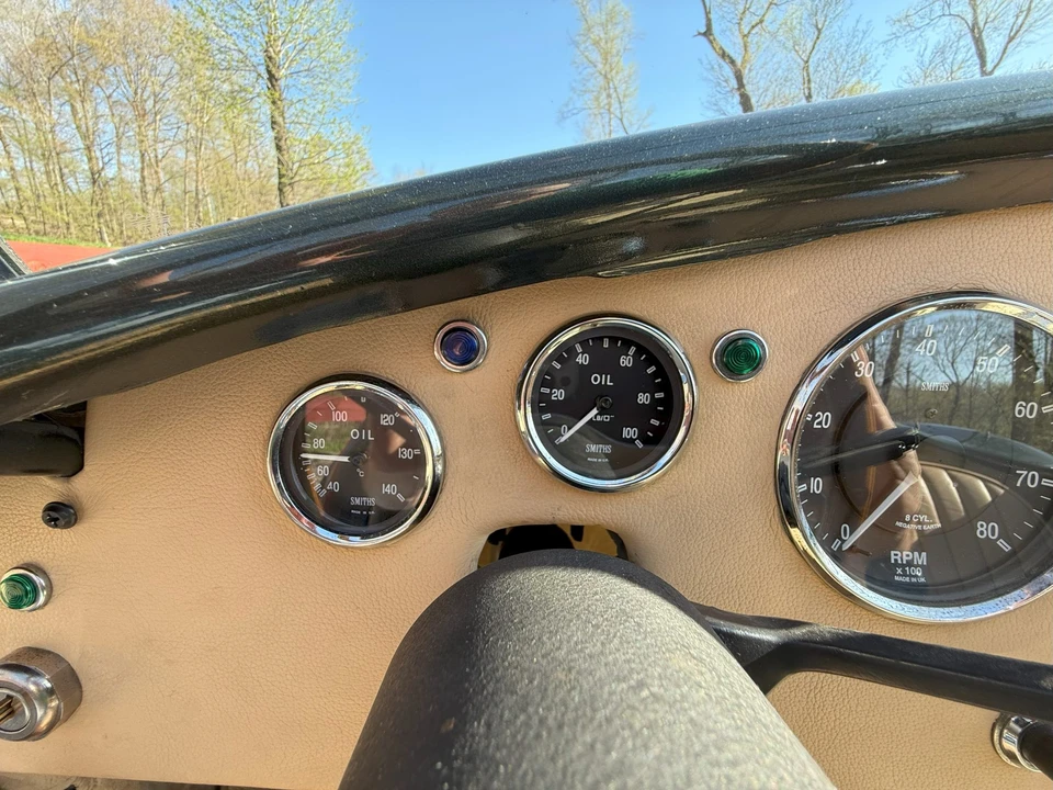 Shelby Cobra Replica - Image 29 of 31