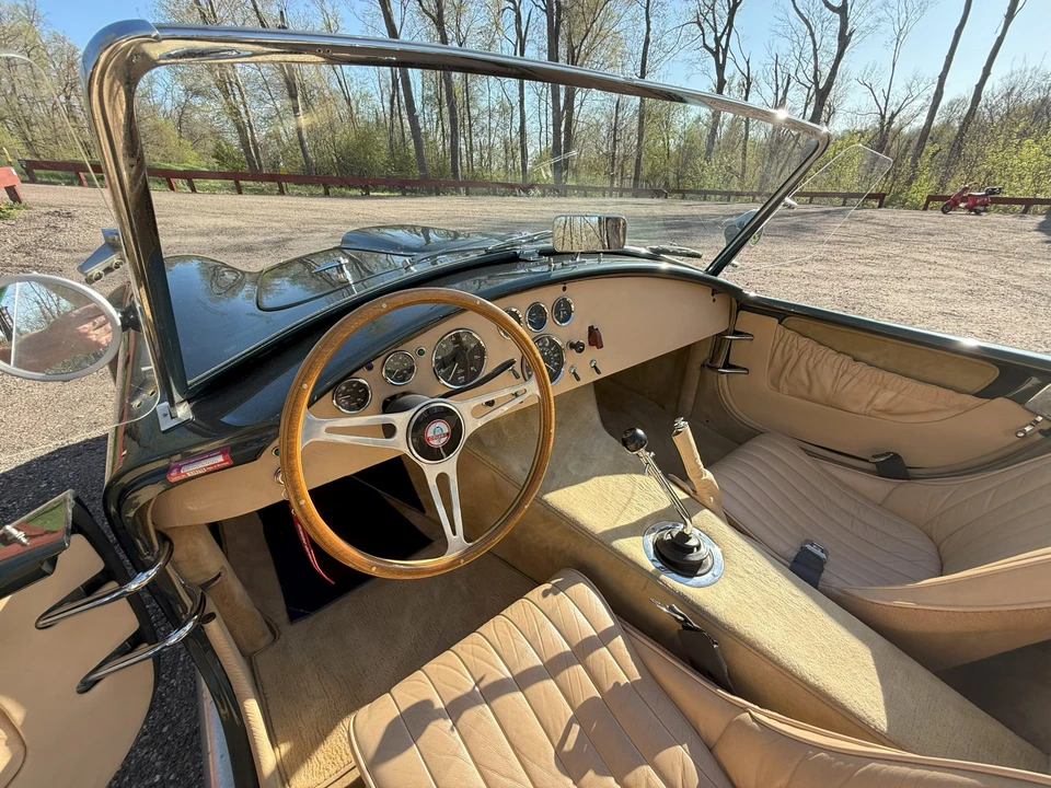 Shelby Cobra Replica - Image 26 of 31