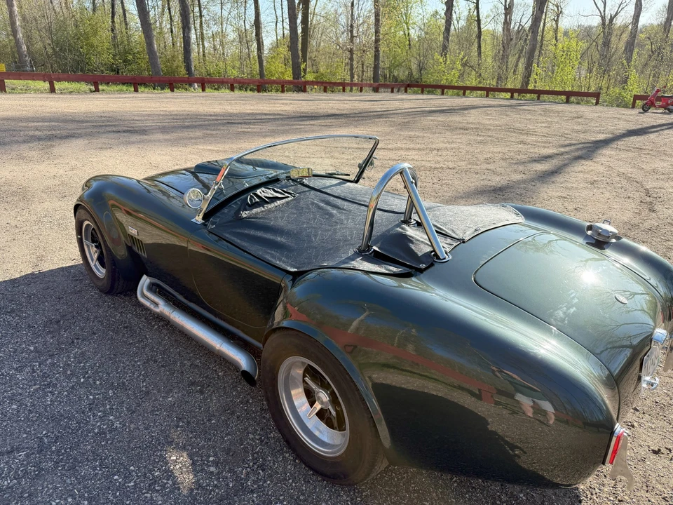 Shelby Cobra Replica - Image 10 of 31