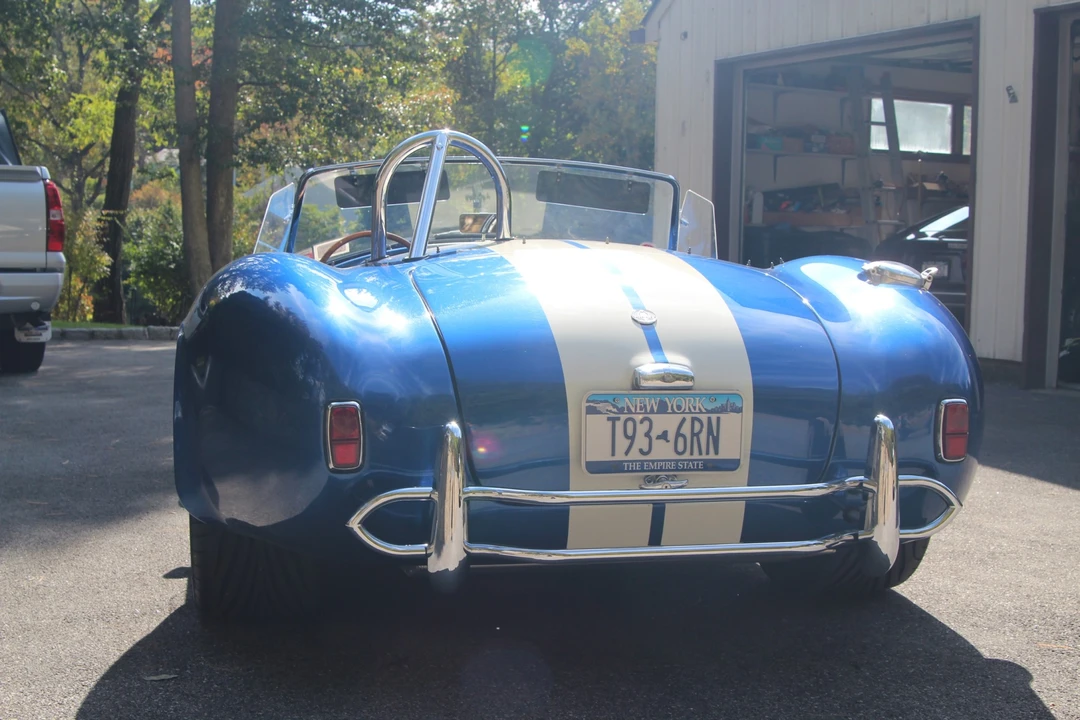 Shelby Cobra Replica - Image 18 of 31