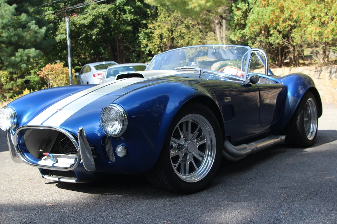 Shelby Cobra Replica - Image 12 of 31