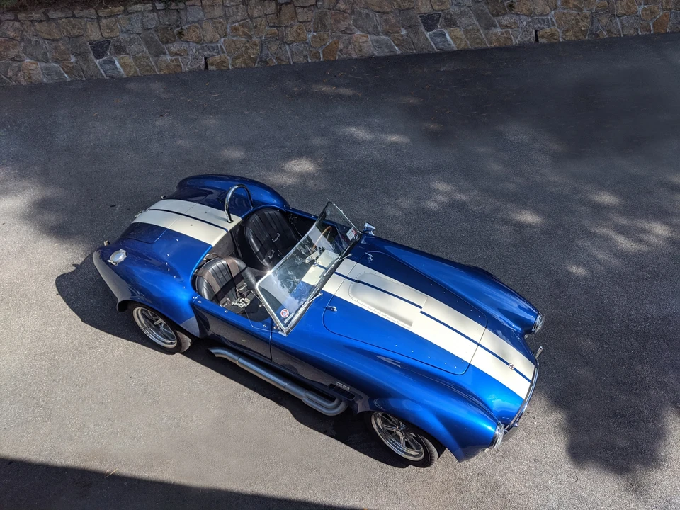 Shelby Cobra Replica - Image 2 of 31