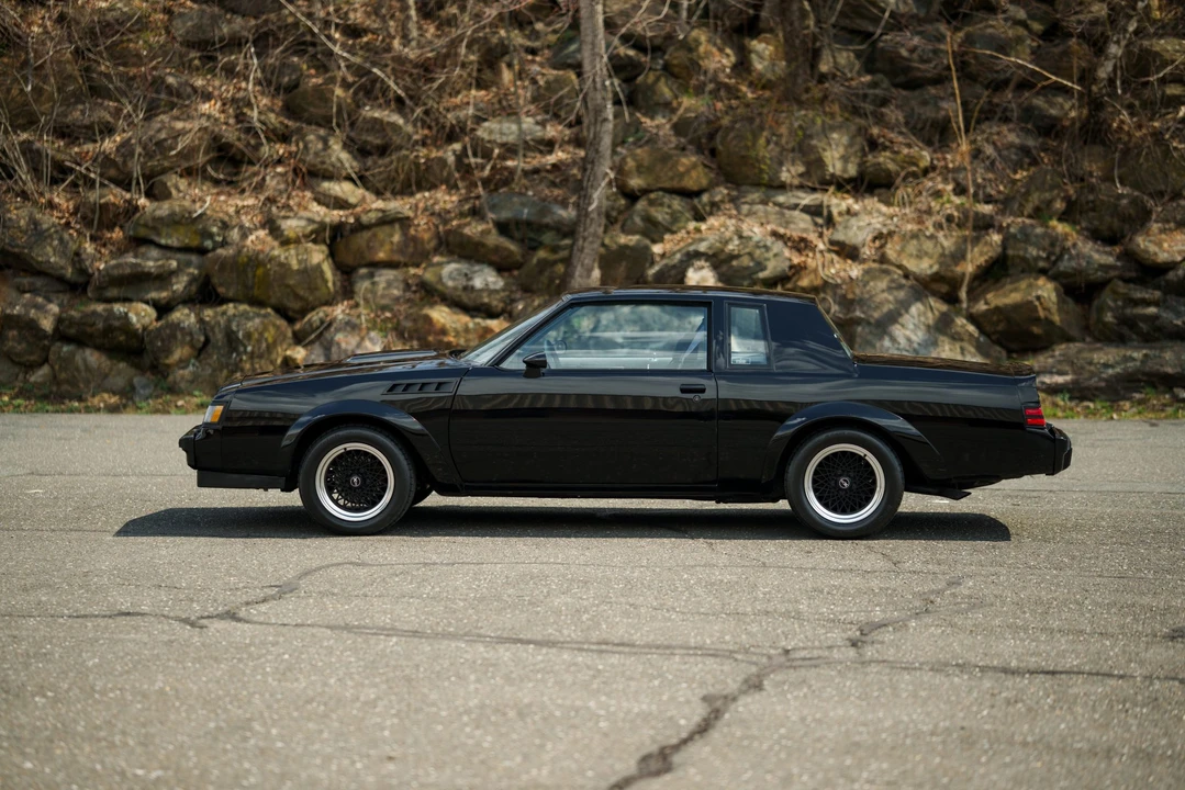 1987 Buick Grand National GNX - Image 18 of 31