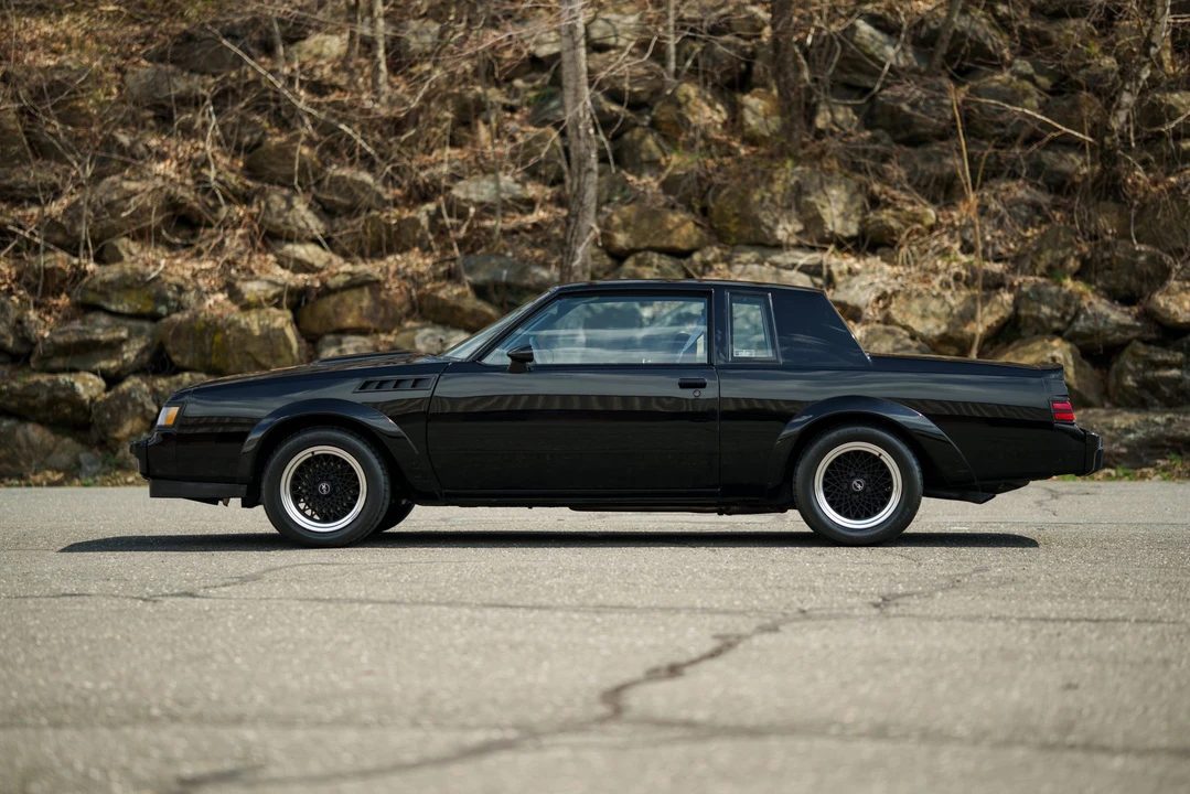 1987 Buick Grand National GNX - Image 17 of 31