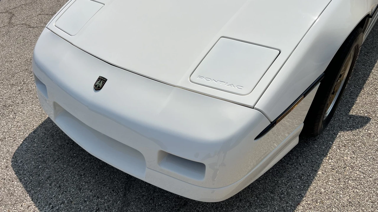 1988 Pontiac Fiero GT - Image 26 of 31