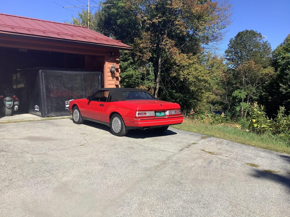 1992 Cadillac Allante - Image 21 of 31