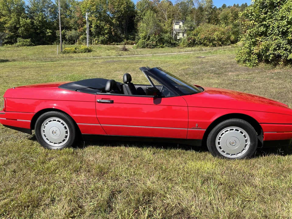 1992 Cadillac Allante - Image 7 of 31