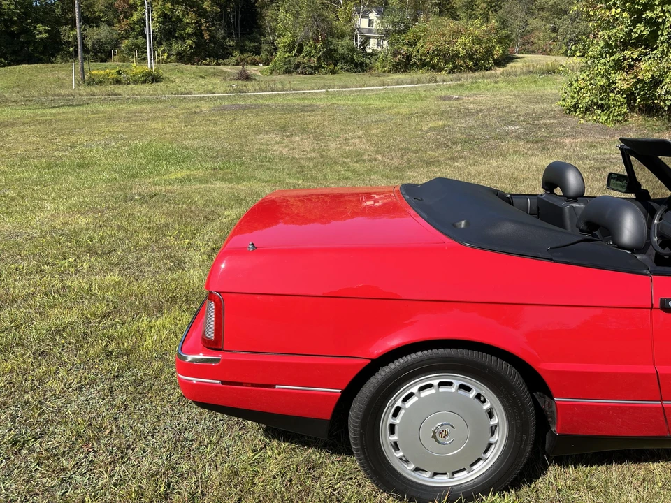 1992 Cadillac Allante - Image 28 of 31