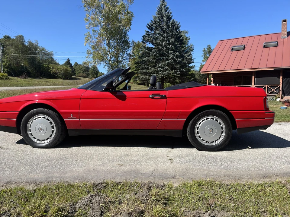 1992 Cadillac Allante - Image 14 of 31