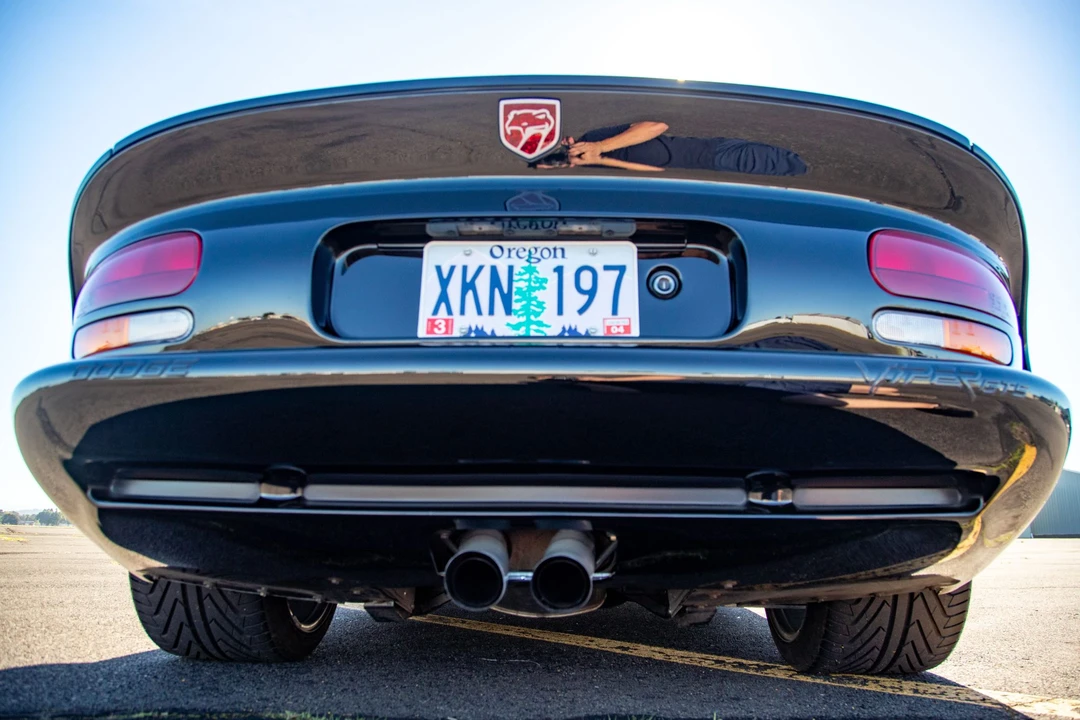 1999 Dodge Viper GTS 2nd Gen - Image 23 of 31