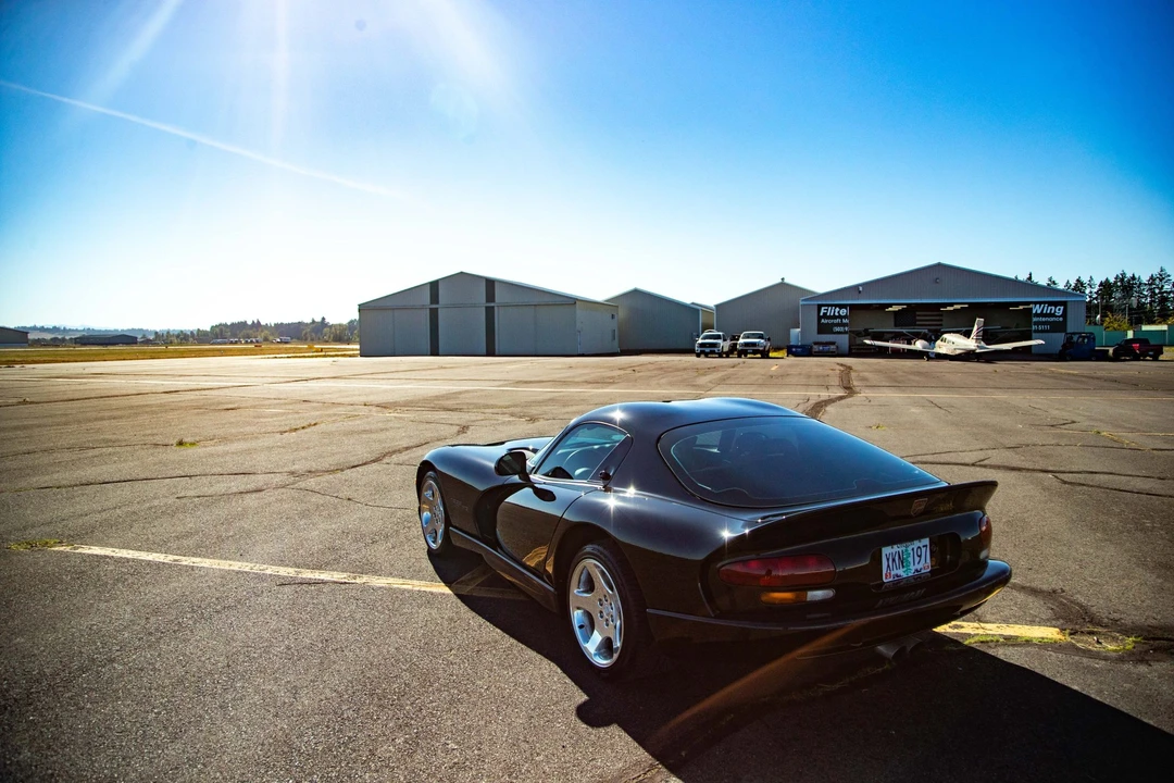 1999 Dodge Viper GTS 2nd Gen - Image 25 of 31