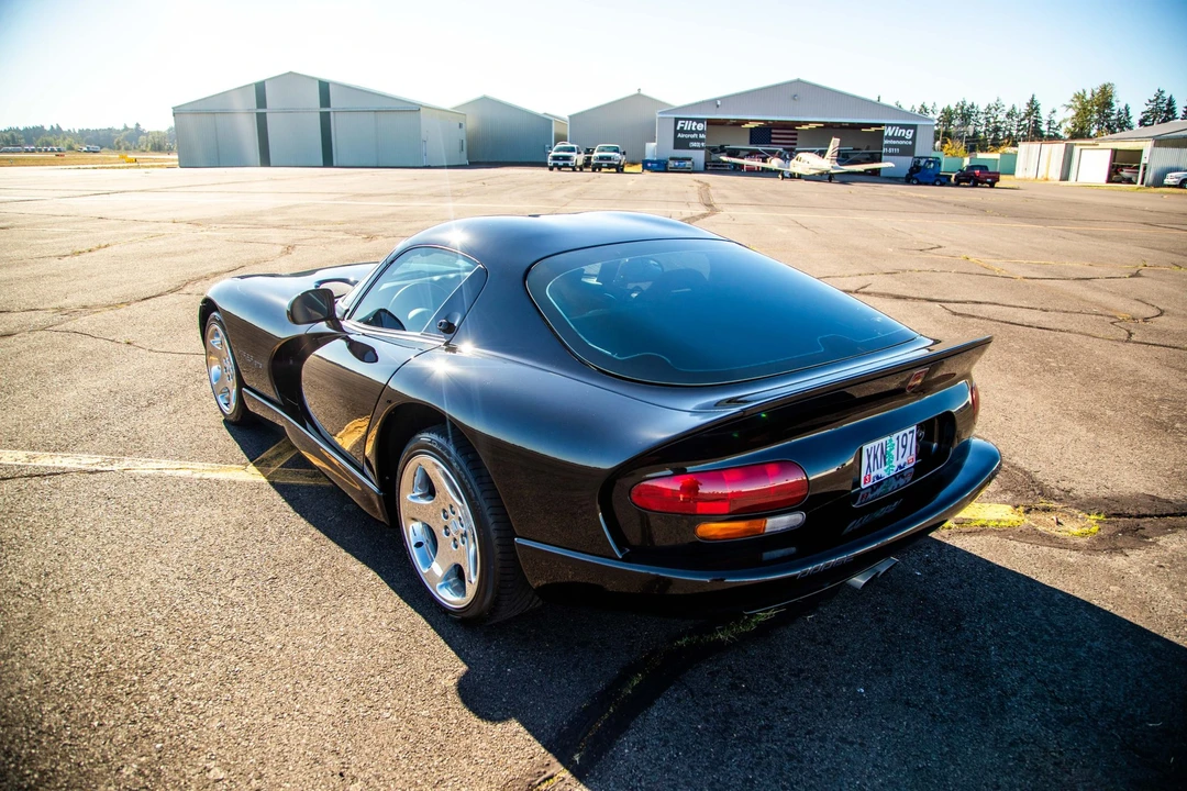 1999 Dodge Viper GTS 2nd Gen - Image 24 of 31