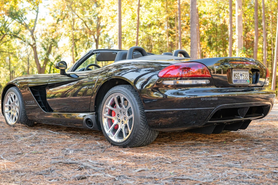 2004 Dodge Viper 3rd Gen - Image 4 of 31