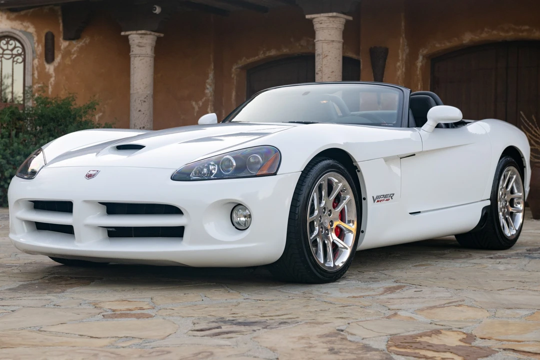 2004 Dodge Viper 3rd Gen - Image 14 of 31
