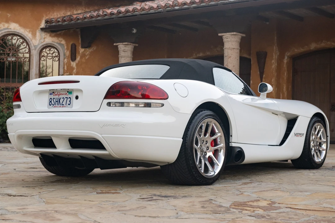 2004 Dodge Viper 3rd Gen - Image 8 of 31