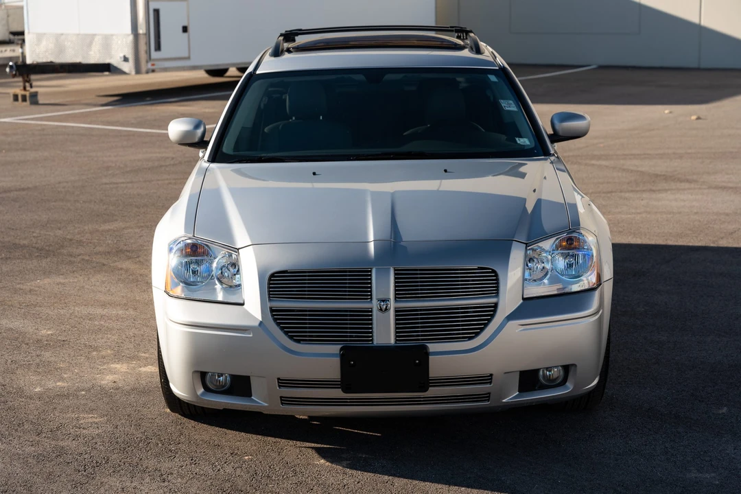 2005 Dodge Magnum 2nd Gen Wagon - Image 7 of 31