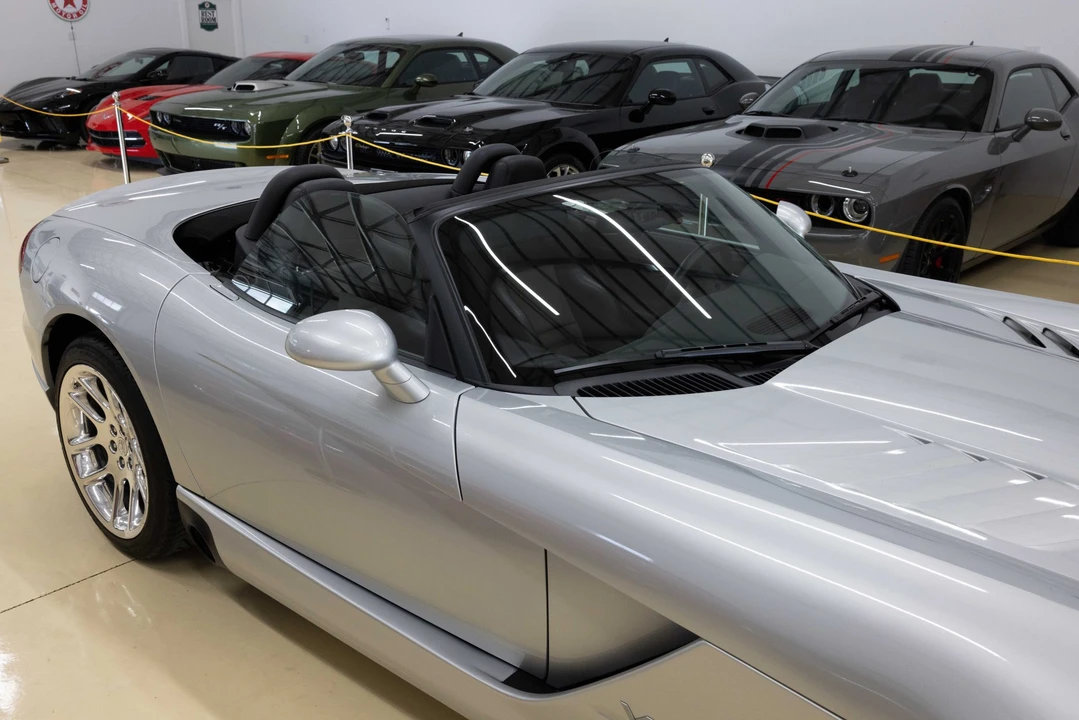 2005 Dodge Viper 3rd Gen - Image 18 of 31