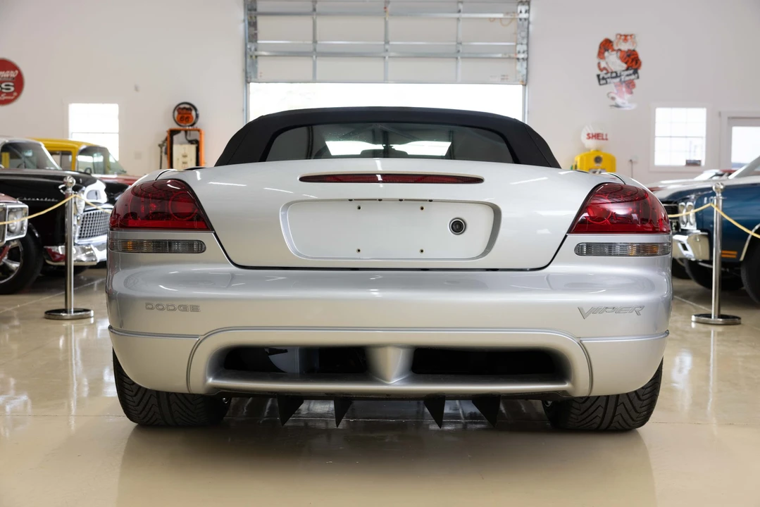 2005 Dodge Viper 3rd Gen - Image 6 of 31