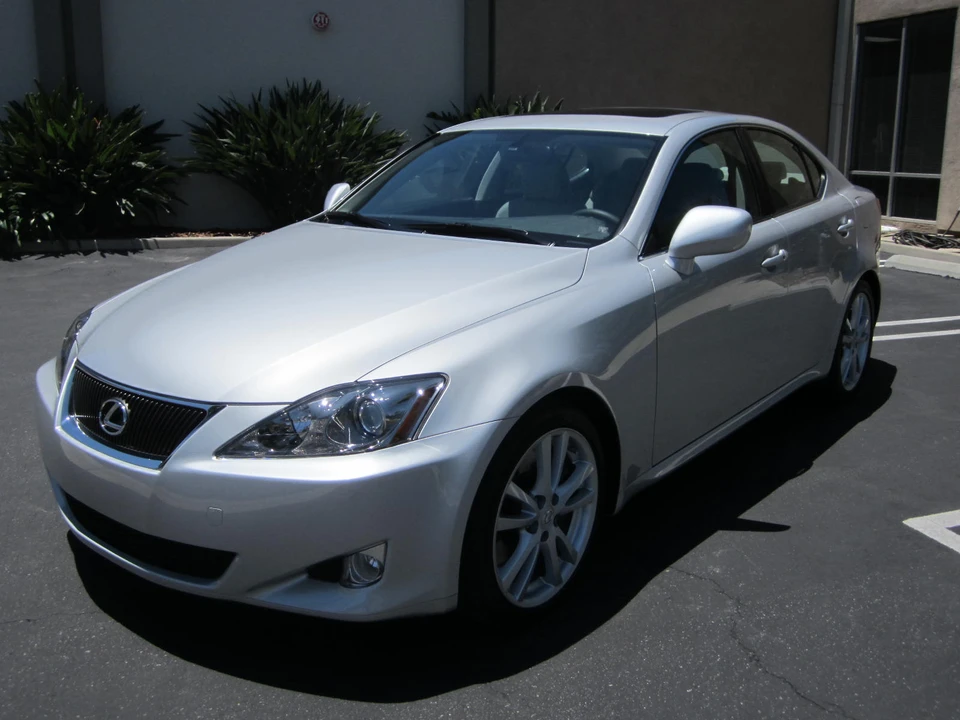 2006 Lexus IS 2nd Gen - Image 2 of 31