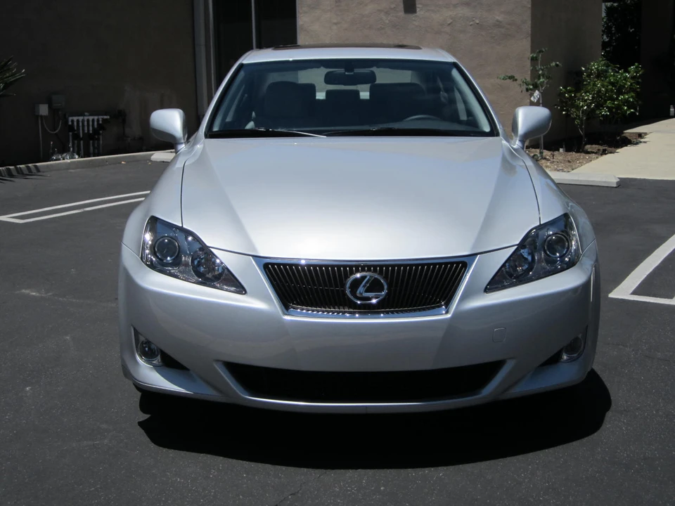 2006 Lexus IS 2nd Gen - Image 3 of 31