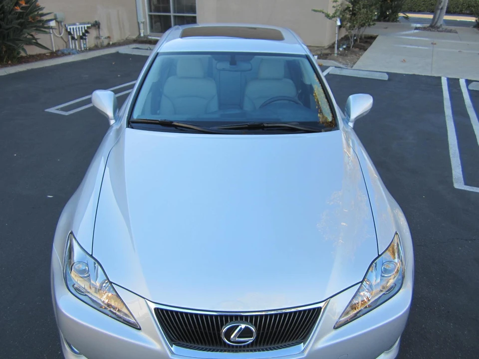 2006 Lexus IS 2nd Gen - Image 18 of 31