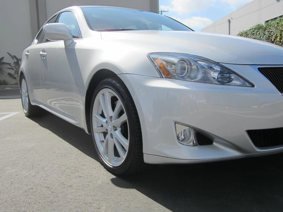 2006 Lexus IS 2nd Gen - Image 15 of 31