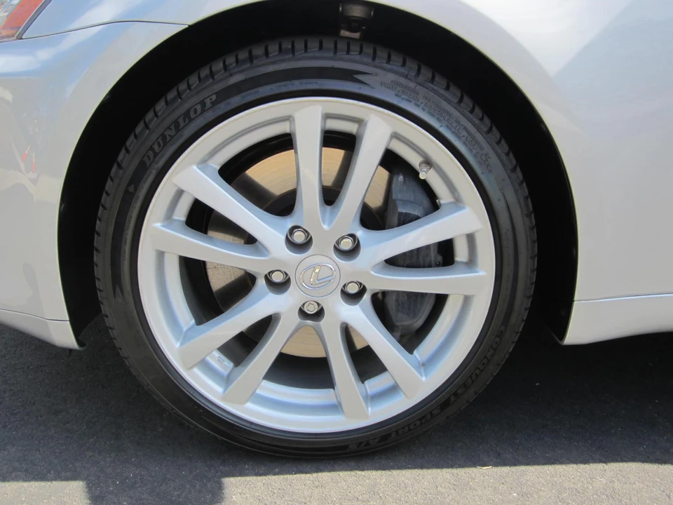 2006 Lexus IS 2nd Gen - Image 28 of 31