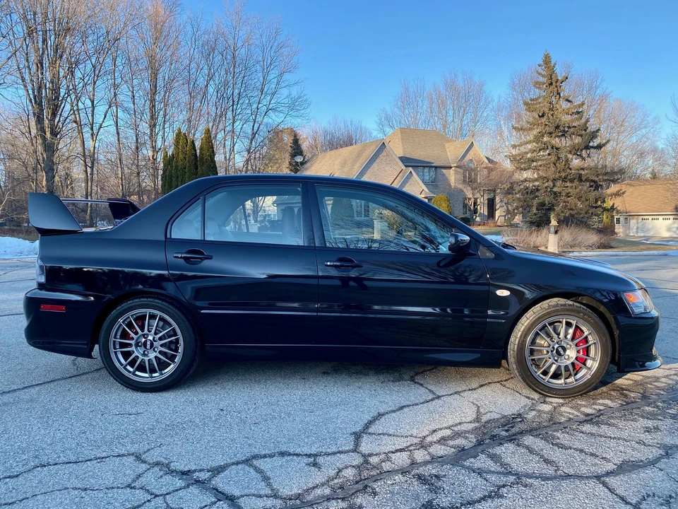 2006 Mitsubishi Lancer Evolution IX 8th Gen - Image 9 of 31