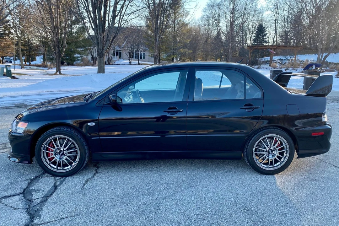 2006 Mitsubishi Lancer Evolution IX 8th Gen - Image 14 of 31