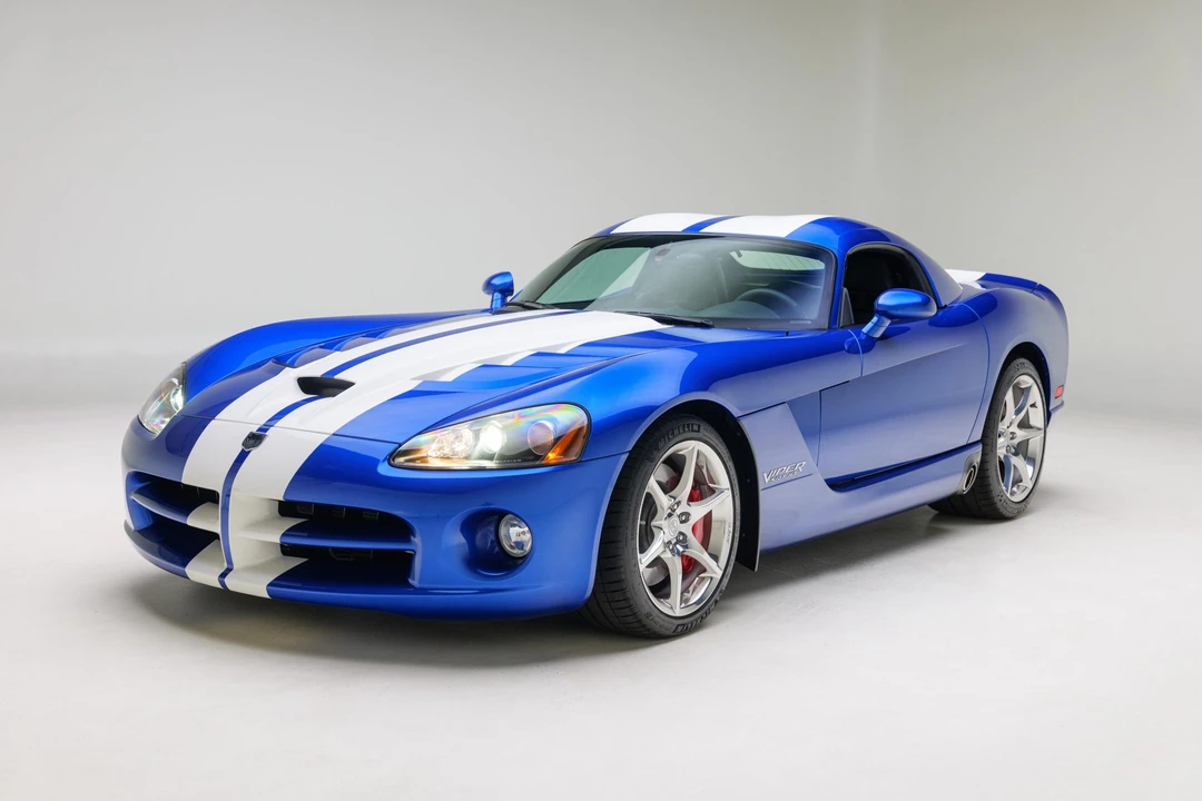 2010 Dodge Viper 4th Gen - Image 2 of 31