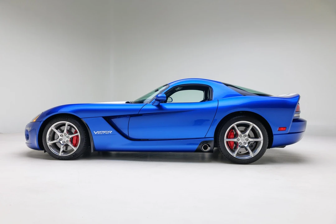 2010 Dodge Viper 4th Gen - Image 3 of 31
