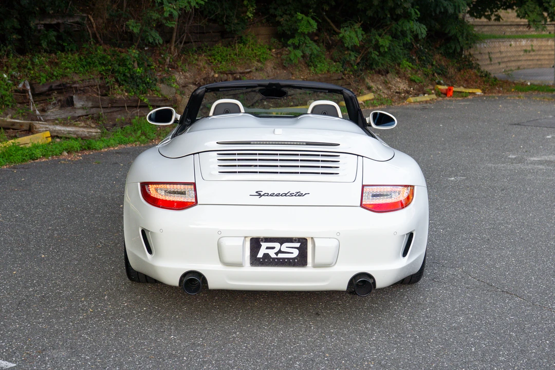2011 Porsche 997 Speedster - Image 16 of 31