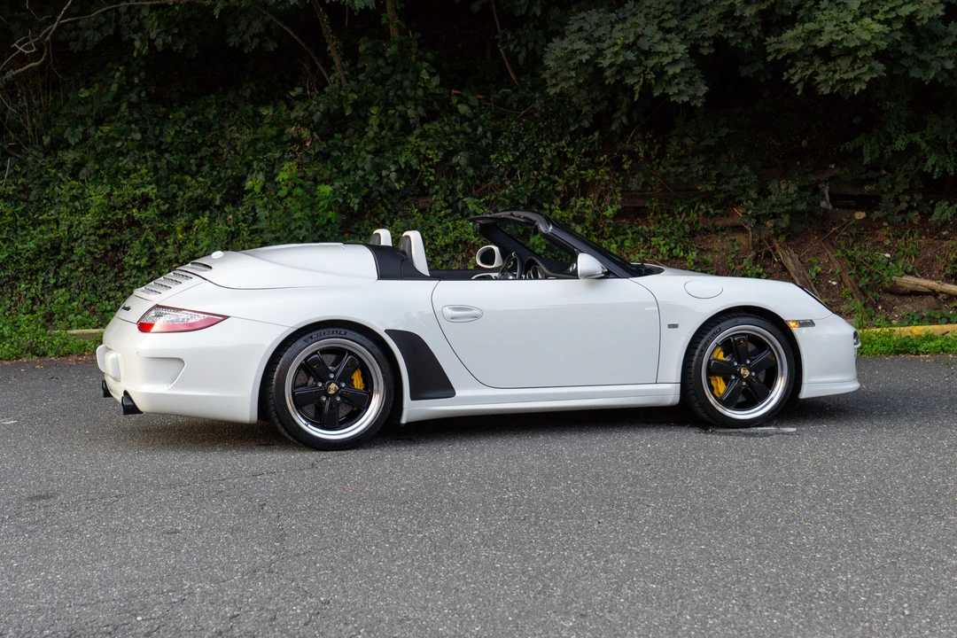 2011 Porsche 997 Speedster - Image 12 of 31