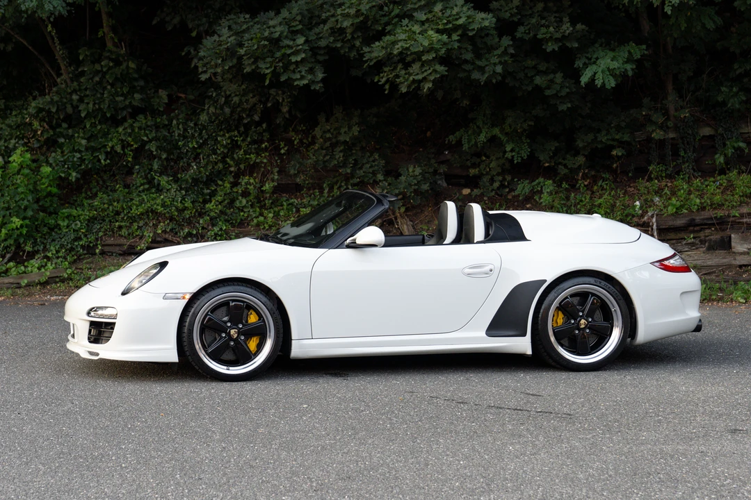 2011 Porsche 997 Speedster - Image 2 of 31